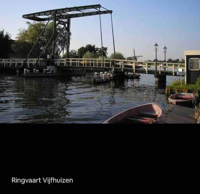Tiny House With Sauna & Jacuzzi Near Amsterdam Vijfhuizen Exterior photo