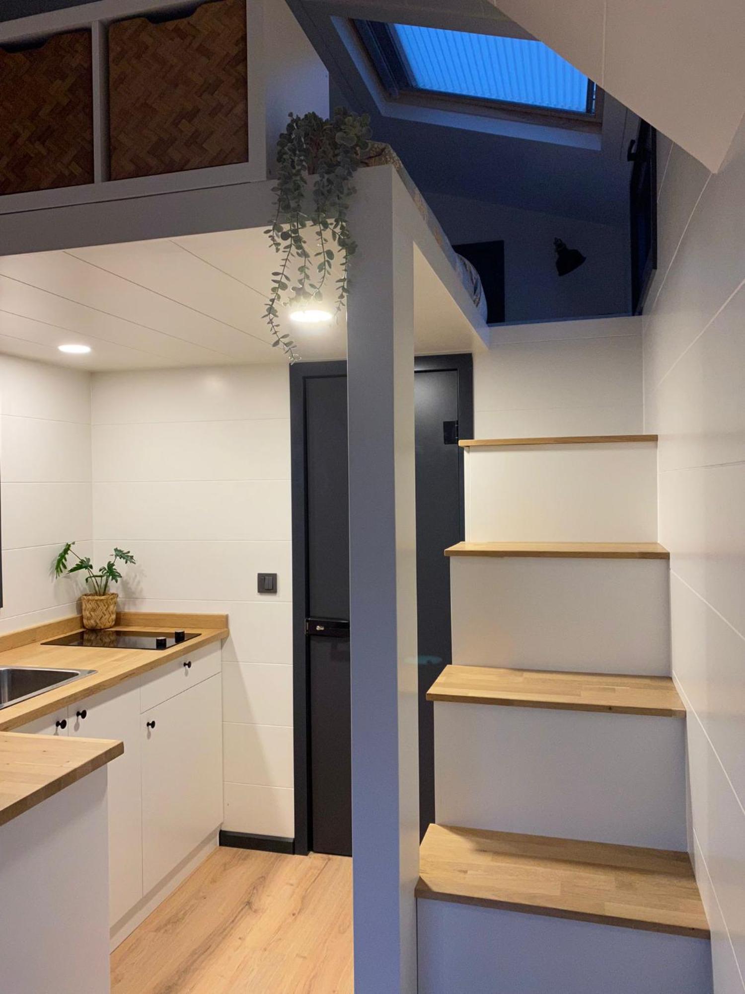 Tiny House With Sauna & Jacuzzi Near Amsterdam Vijfhuizen Exterior photo