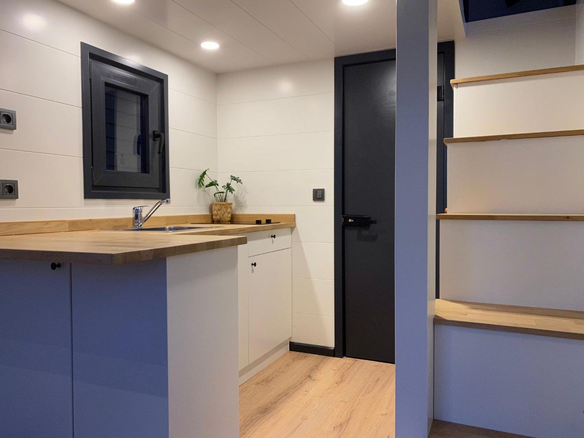 Tiny House With Sauna & Jacuzzi Near Amsterdam Vijfhuizen Exterior photo
